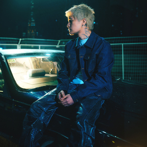 超帅男大学生1069
